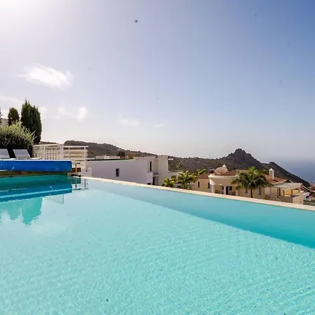 Itaca Vista Mar Y Piscina Climatizada * Costa Adeje (Tenerife)