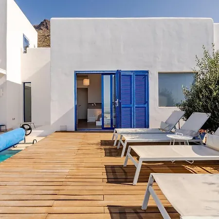 Villa Itaca Vista Mar Y Piscina Climatizada