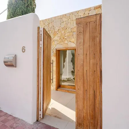 Itaca Vista Mar Y Piscina Climatizada Villa