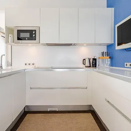 Itaca Vista Mar Y Piscina Climatizada Villa